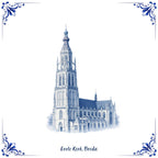 Delftsblauw tegeltje met een opdruk van De Grote Kerk in Breda
